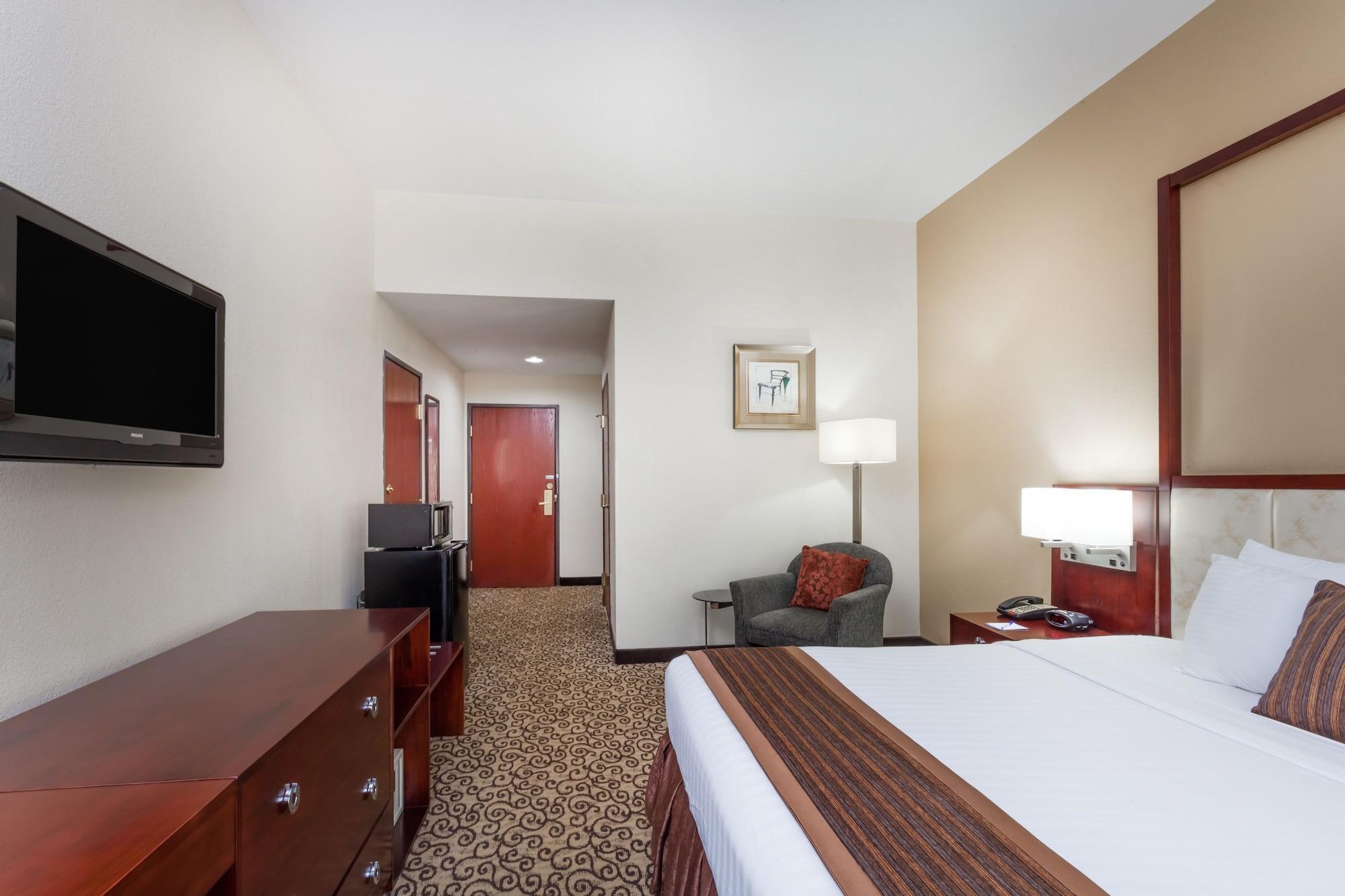 Baymont By Wyndham Columbia Fort Jackson Екстер'єр фото